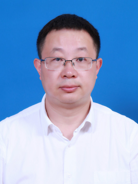 張韜(雲南省蘭坪縣委常委、副縣長(掛職)) 張韜(雲南省蘭坪縣委常委、副縣長(掛職))