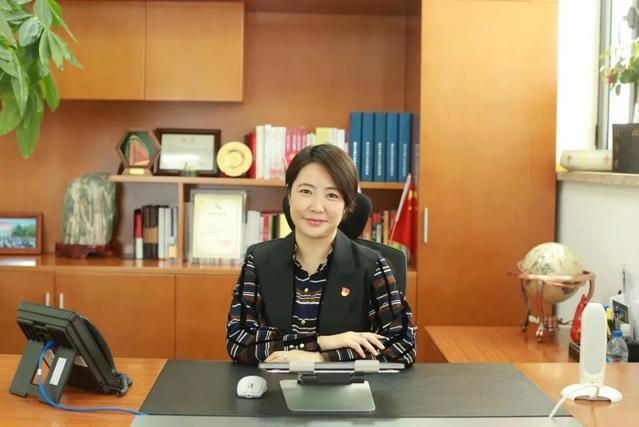 李志敏(聚信國際融資租賃股份有限公司總裁辦助理) 李志敏(聚信國際融資租賃股份有限公司總裁辦助理)