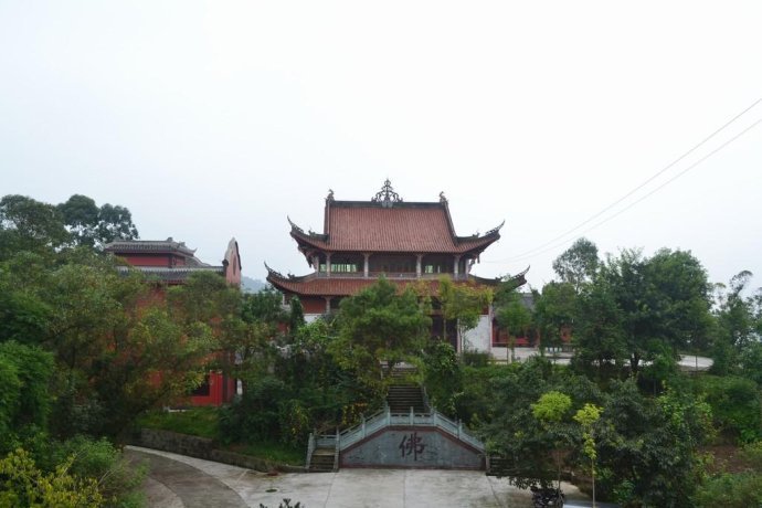 靈屏寺 靈屏寺
