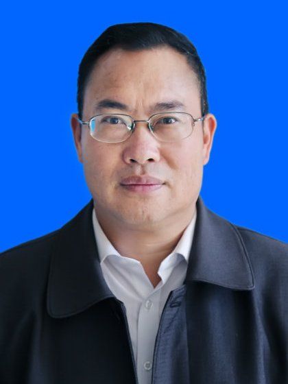 陳源(貴州省畢節市交通運輸局黨組成員) 陳源(貴州省畢節市交通運輸局黨組成員)