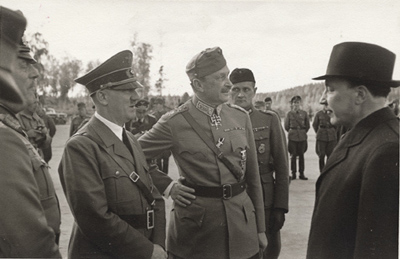 希特勒與里斯托·呂蒂