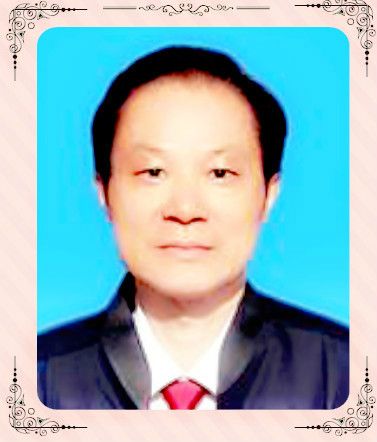管正平 管正平