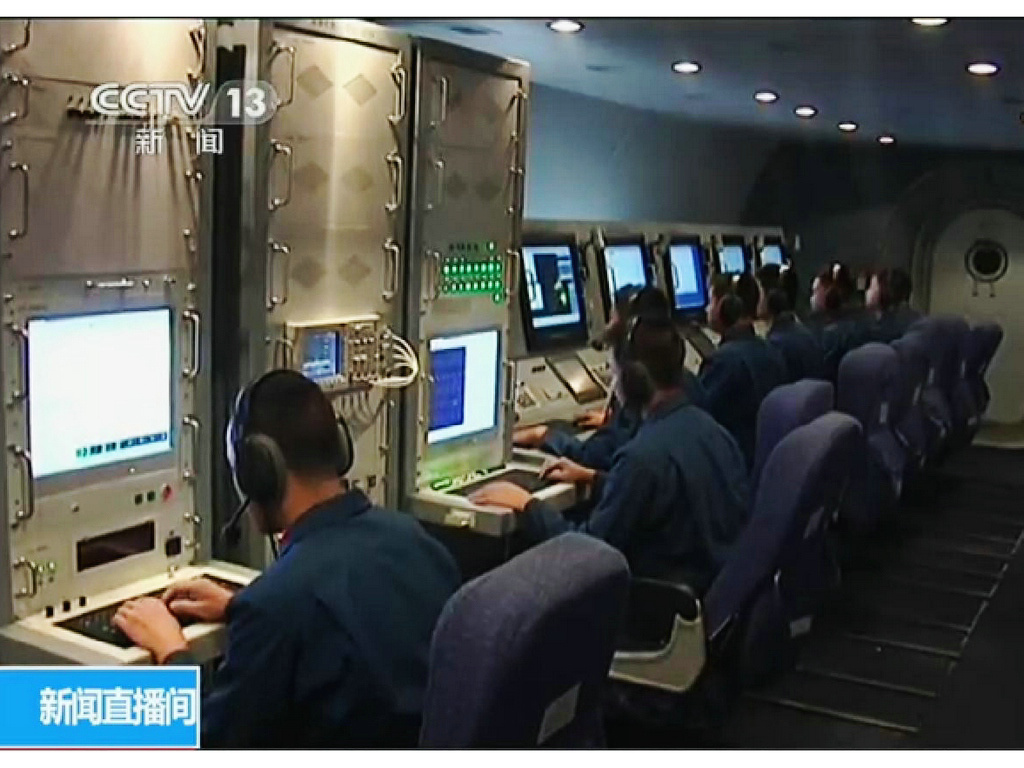 中國央視曝光的空警-200預警機內部圖景