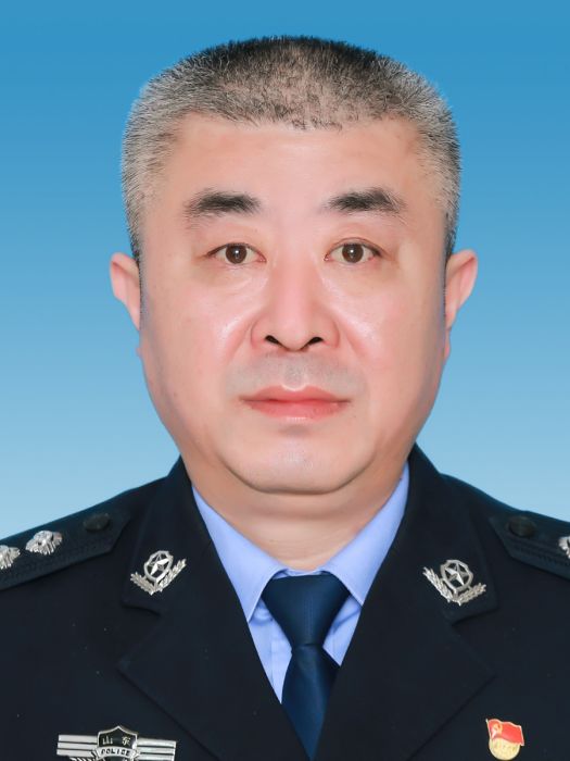 張剛(山東省濟南市平陰縣公安局黨委委員、副局長) 張剛(山東省濟南市平陰縣公安局黨委委員、副局長)