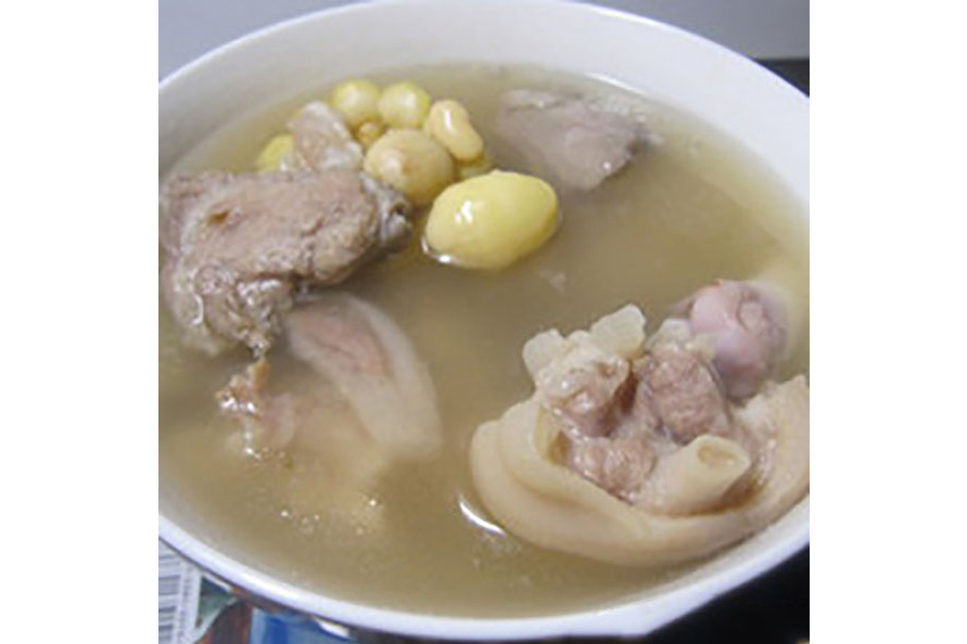 蓮子燉蹄髈 蓮子燉蹄髈