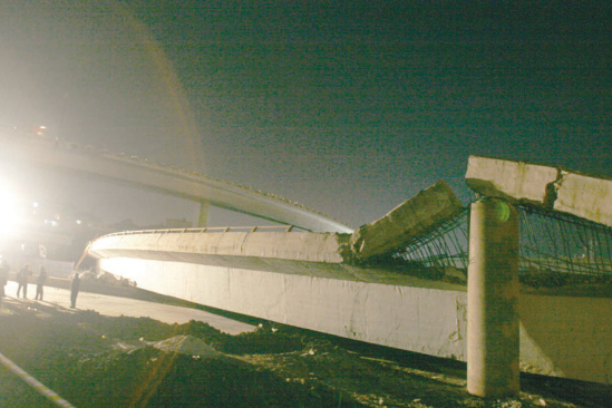 昆明立交橋坍塌事件