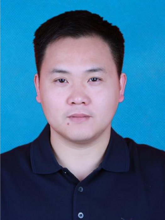 劉文俊(銅陵市銅官區委常委、統戰部部長) 劉文俊(銅陵市銅官區委常委、統戰部部長)