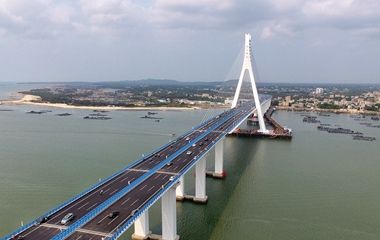 海文大橋是一灣兩岸人民民眾的圓夢工程