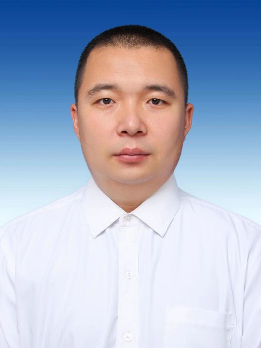 袁磊(內蒙古自治區呼和浩特市土默特左旗農牧局黨組成員、農機服務中心主任兼辦公室主任) 袁磊(內蒙古自治區呼和浩特市土默特左旗農牧局黨組成員、農機服務中心主任兼辦公室主任)