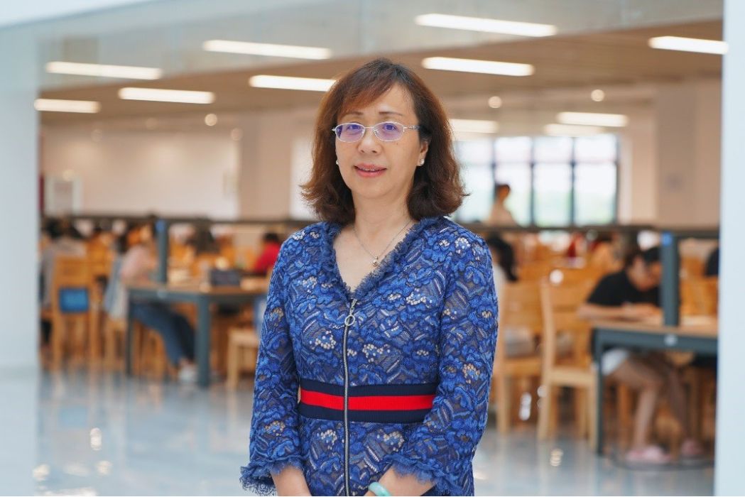 王小燕(廣東金融學院實驗教學中心主任) 王小燕(廣東金融學院實驗教學中心主任)