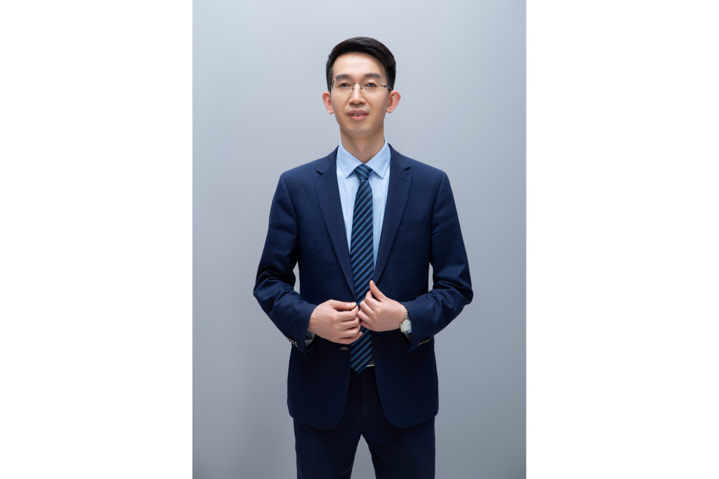 代偉(盈科(重慶)律師) 代偉(盈科(重慶)律師)