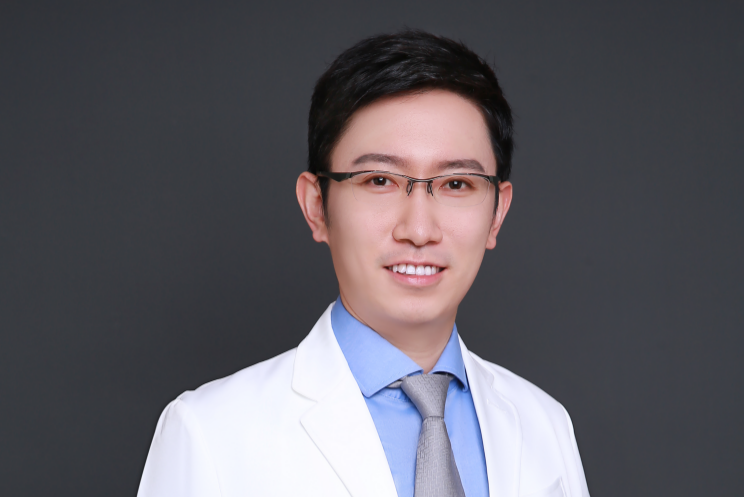 王昕(中國醫學科學院腫瘤醫院乳腺外科主任醫師) 王昕(中國醫學科學院腫瘤醫院乳腺外科主任醫師)