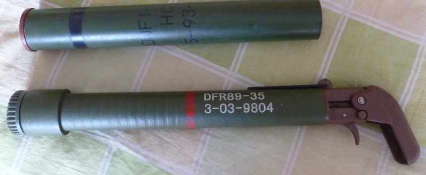 DFR89式35mm單兵燃燒彈