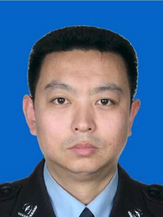 陳銘(黑龍江省佳木斯市公安局黨委委員、副局長) 陳銘(黑龍江省佳木斯市公安局黨委委員、副局長)