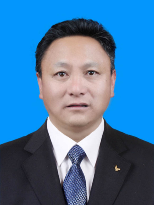 王晨旭(日喀則市扶貧辦四級調研員) 王晨旭(日喀則市扶貧辦四級調研員)