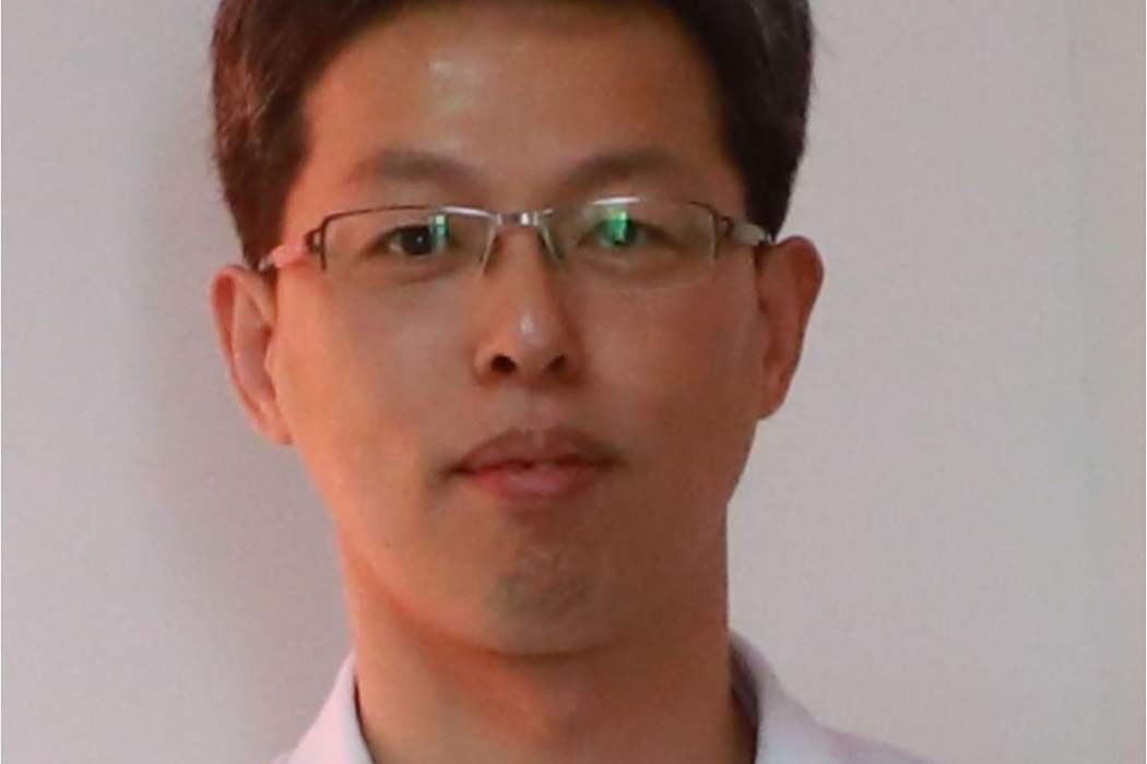 王玉忠(江蘇大學黨委宣傳部副部長) 王玉忠(江蘇大學黨委宣傳部副部長)