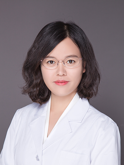 張嘉熙(北京蘇爾齒科技術發展有限公司勁鬆口腔門診部執業醫師) 張嘉熙(北京蘇爾齒科技術發展有限公司勁鬆口腔門診部執業醫師)