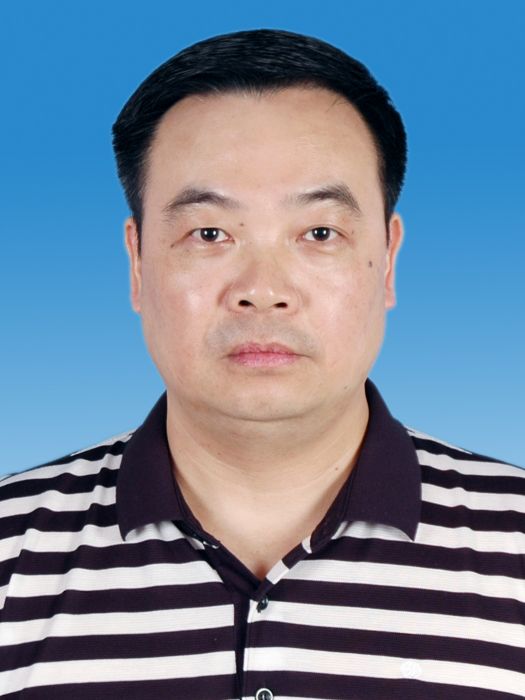 黃啟東(廣東省興寧市退役軍人事務局黨組書記、局長) 黃啟東(廣東省興寧市退役軍人事務局黨組書記、局長)