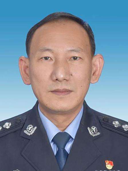 李兵(雲南省德宏傣族景頗族自治州瑞麗市公安局黨委委員、副局長) 李兵(雲南省德宏傣族景頗族自治州瑞麗市公安局黨委委員、副局長)