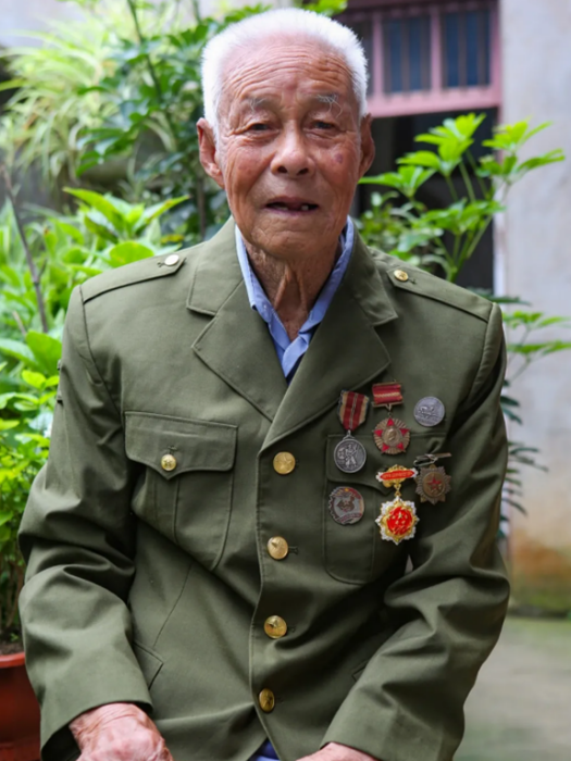 胡道余(六安市霍山縣抗戰軍人) 胡道余(六安市霍山縣抗戰軍人)