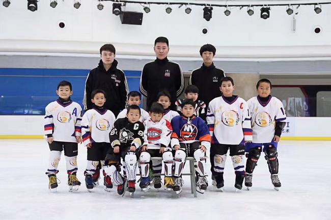 “新浪杯”亞洲青少年冰球聯賽