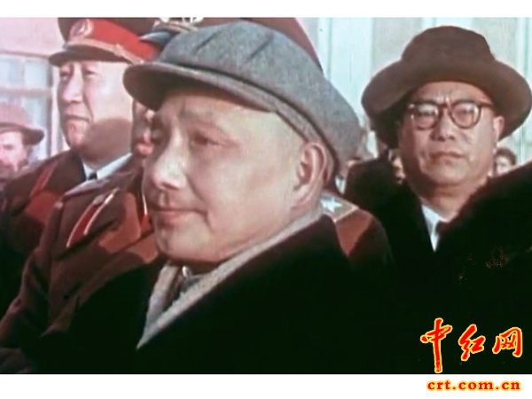 1957年毛主席率團訪問蘇聯（左為韓振紀）