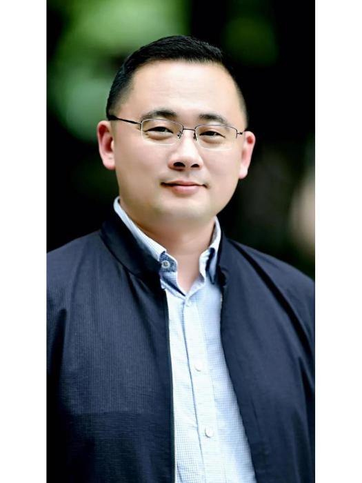 陳鋒(江蘇省南京市玄武區教師發展中心副主任) 陳鋒(江蘇省南京市玄武區教師發展中心副主任)