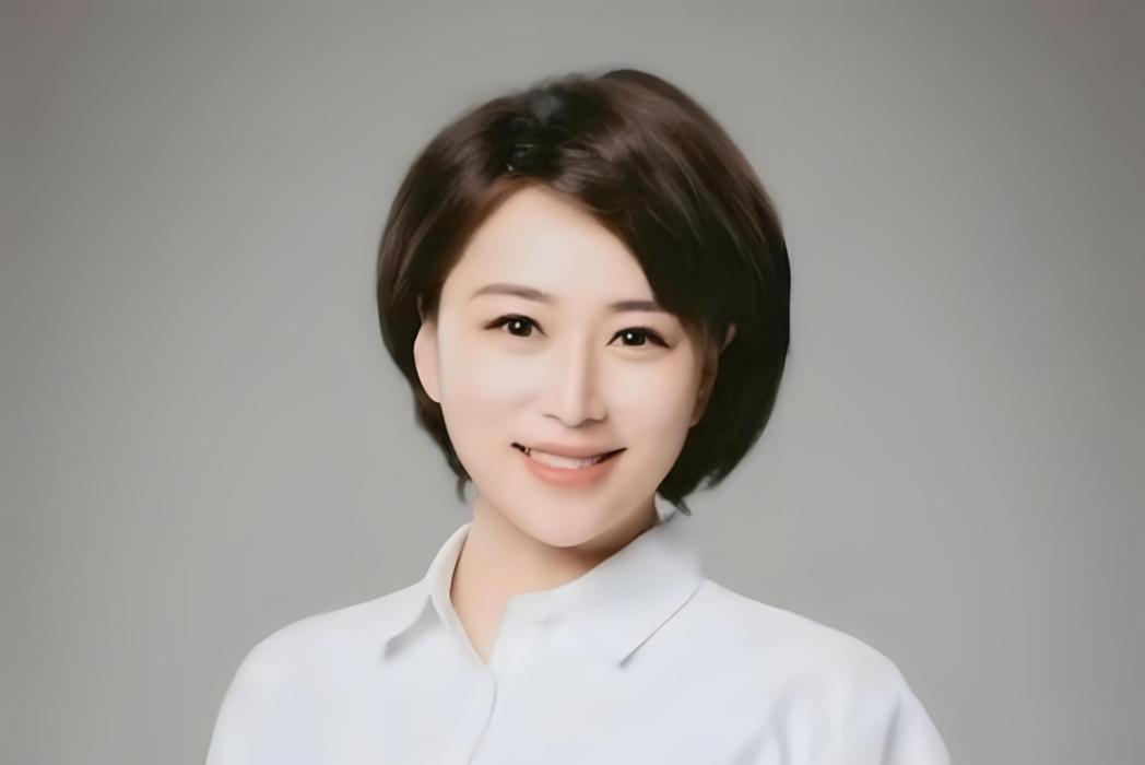 任煒(河南廣播電視台大象新聞記者、主任播音員,河南新聞聯播主持人) 任煒(河南廣播電視台大象新聞記者、主任播音員,河南新聞聯播主持人)
