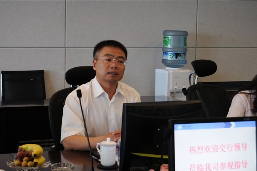 李大軍(交通銀行雲南省分行原黨委書記、行長) 李大軍(交通銀行雲南省分行原黨委書記、行長)