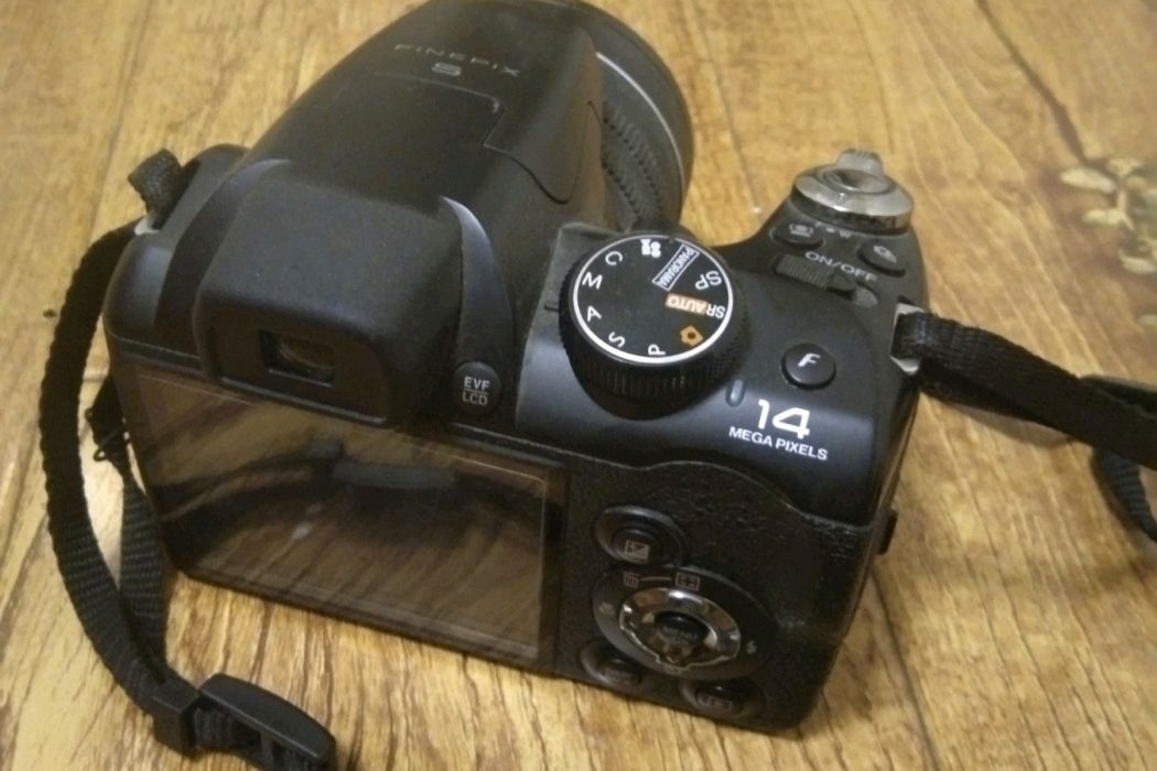 富士FinePix S4530 富士FinePix S4530