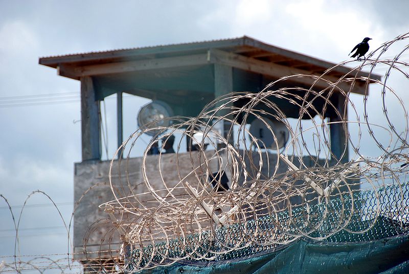 關塔那摩灣拘留營的監視塔
