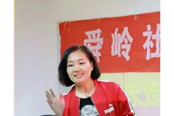 張桂娟(濟南市舜玉路街道舜嶺社區綜合黨委書記) 張桂娟(濟南市舜玉路街道舜嶺社區綜合黨委書記)