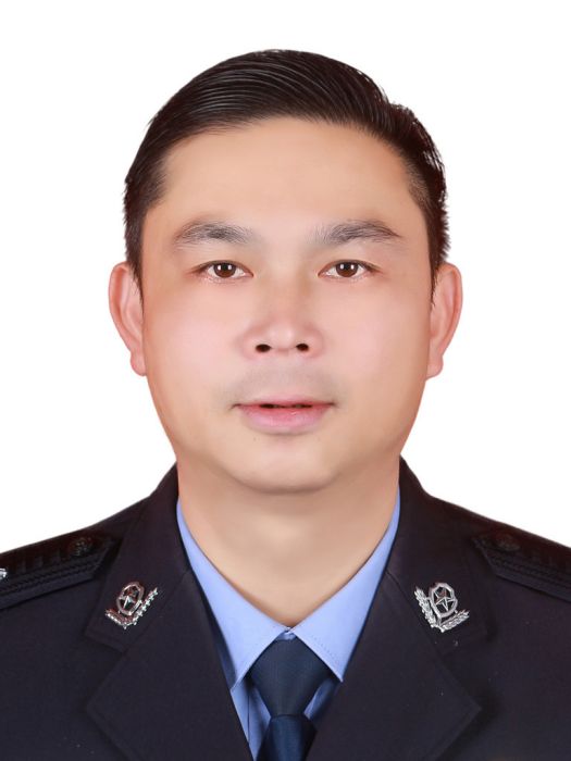 余平根(廣西欽州市浦北縣公安局黨委委員、副局長) 余平根(廣西欽州市浦北縣公安局黨委委員、副局長)