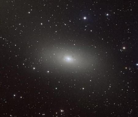 橢圓星系M110