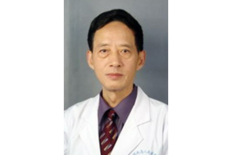 譚鵬飛(湖南省人民醫院肝膽外科主任醫生) 譚鵬飛(湖南省人民醫院肝膽外科主任醫生)