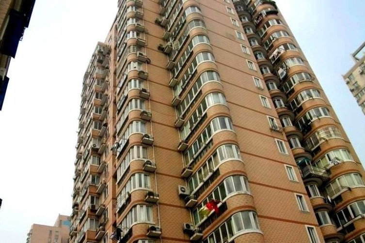 西部大樓