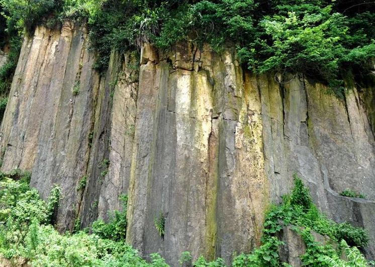 岩漿雜岩 岩漿雜岩