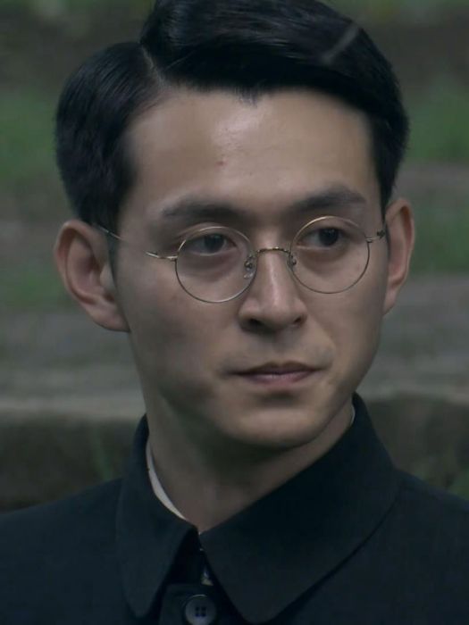 丁成(電視劇《決戰江南》中的角色) 丁成(電視劇《決戰江南》中的角色)