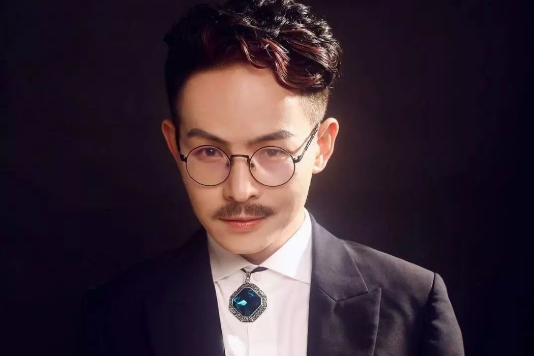 吳曌 吳曌