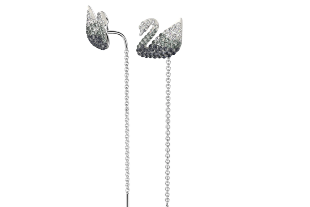 Swan 穿孔耳環 Swan 穿孔耳環