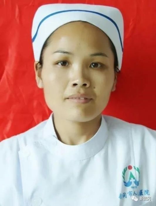曾愛群(湖南省武岡市人民醫院援鄂醫療護士長) 曾愛群(湖南省武岡市人民醫院援鄂醫療護士長)