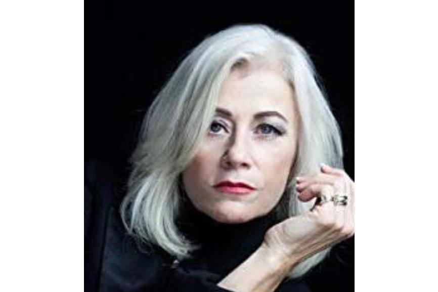 Louise Pitre Louise Pitre