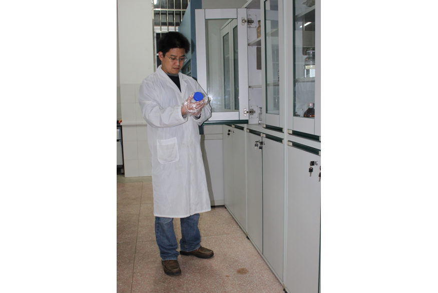 張亞(湖南農業大學植物保護學院副教授) 張亞(湖南農業大學植物保護學院副教授)