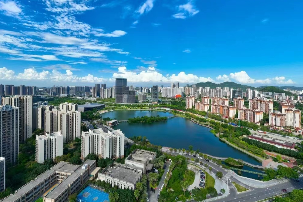 鳳凰社區(廣東省廣州市南沙區南沙街道下轄社區) 鳳凰社區(廣東省廣州市南沙區南沙街道下轄社區)