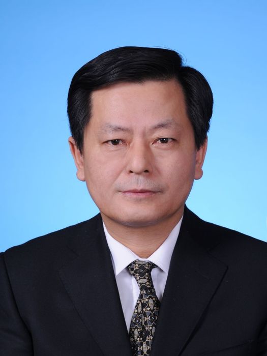 李龍吉 李龍吉