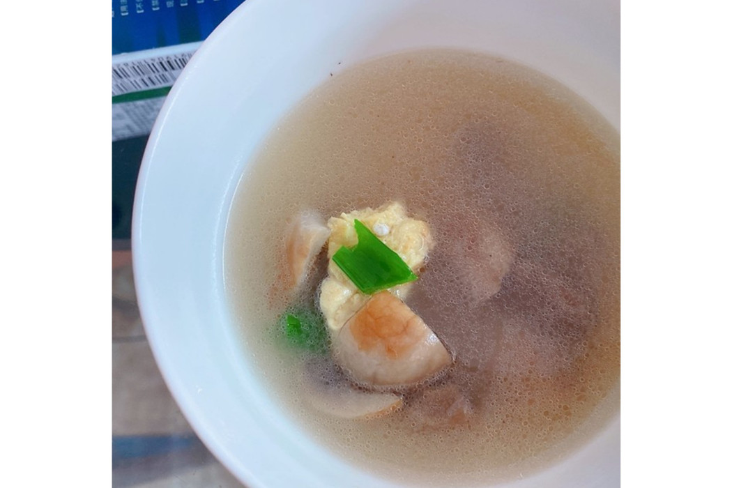 口蘑大骨湯 口蘑大骨湯