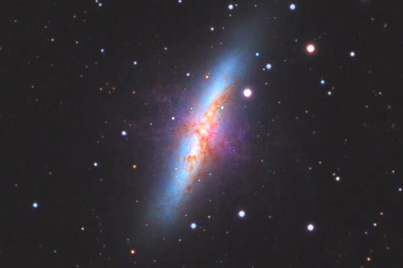 M82(科學家發現已知最明亮的脈衝星) M82(科學家發現已知最明亮的脈衝星)