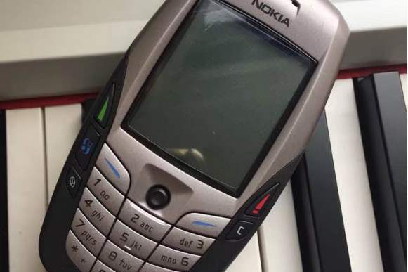 諾基亞6131i NFC 諾基亞6131i NFC