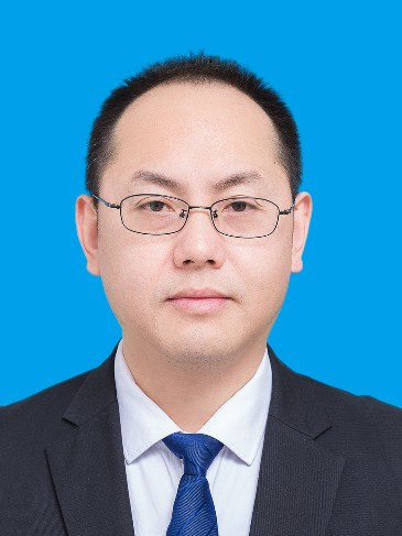 謝軍(貴州省湄潭縣教育局(科技局)黨委委員、副局長、三級主任科員) 謝軍(貴州省湄潭縣教育局(科技局)黨委委員、副局長、三級主任科員)