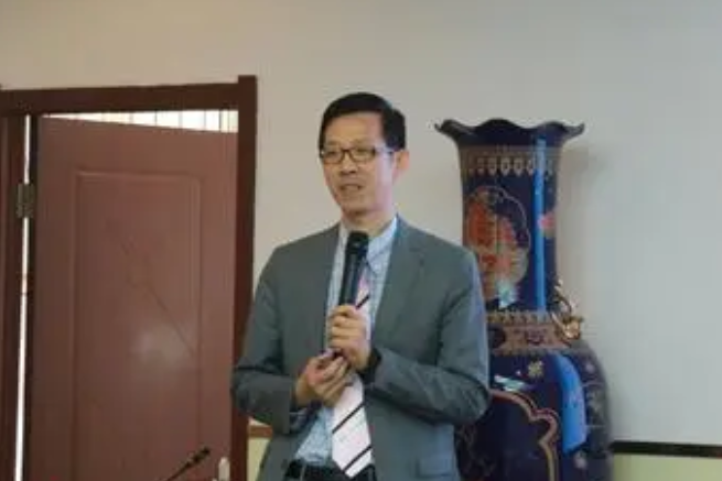邢力(南開大學副教授) 邢力(南開大學副教授)